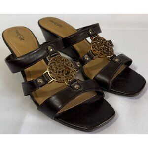 East 5th Womens Brown Gold Medallion Wedge Sandal Slip On 8.5 US